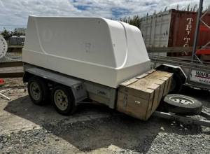 covered trailer.jpg